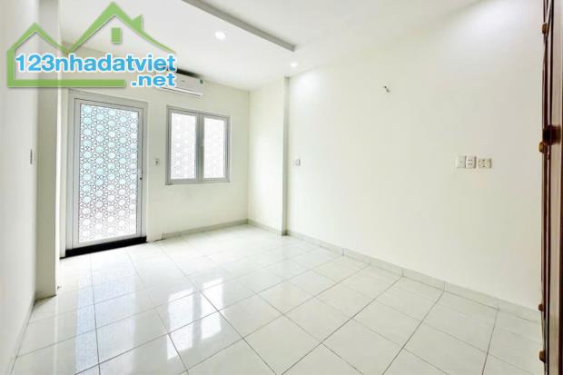 Bán nhà Lê Văn Thọ Phường 8 Gò Vấp, 3 Tầng 68.4m² có phòng ở Tầng Trệt - Giá 6.1 tỷ TL - 1