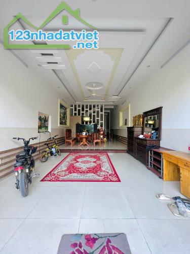 Nhà 2 lầu 1 tum diện tích 95m² riêng thổ cư 100% Gần Khu dân cư Tân Phong - 2