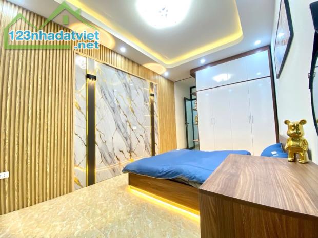 Bán nhà trong mơ Bạch Mai, 25m2 5.95 ngõ thông lô góc, gần phố nội thất sịn thông số đẹp - 1