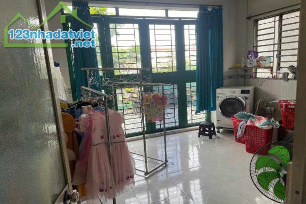 Bán nhà hẻm xe tải, Hồ Học Lãm, Bình Tân, 5m x 14.6m, 97 m² - Giá 7.25 tỷ TL