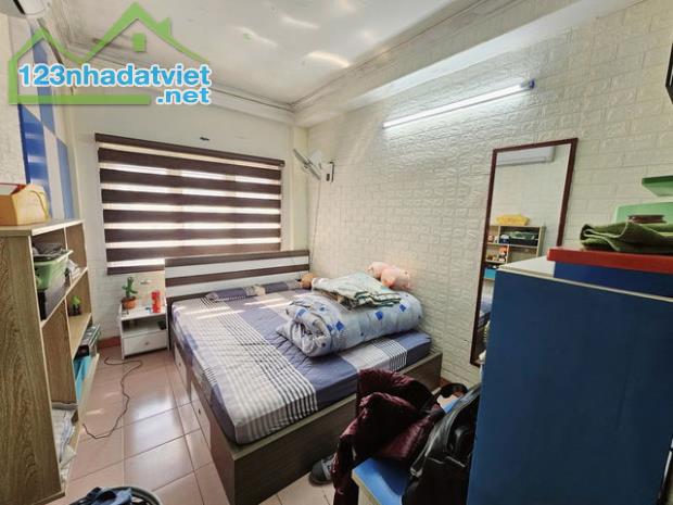 BÁN NHÀ 4 TẦNG, GẦN OTO TRÁNH, KHU VỰC SẦM UẤT - GIÁ HỢP LÝ - 2