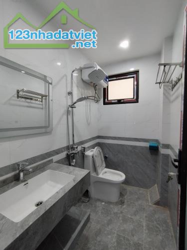 Cần Bán Gấp Nhà Dân Xây Kiên Cố Ở Chiến Thắng Văn Quán,Ô Tô Đỗ Cửa.Giá 8.68Tỷ Có TL - 5