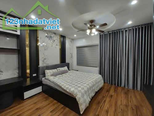 Giảm chào nhà Nguyễn Cao. Hai Bà Trưng -  42m² chỉ  còn12,68 tỷ, 5 tàng, thang máy. - 1