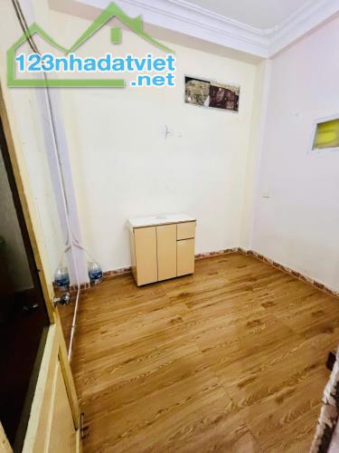 Cho thuê nhà Phố Giếng Mứt, Bạch Mai 35m2, 4 tầng, 4 ngủ, 12 triệu - 3