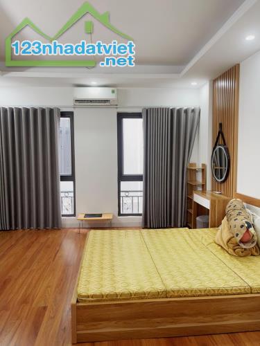 Cho thuê nhà Phố Bạch Đằng 30m2, 5 tầng, 3 ngủ khép kín - 2