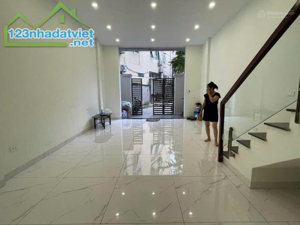 Nhà phân lô ô tô 6 tầng thang máy 85m2 đẹp nhất Đê La Thành – Ngọc Khánh ở, cho thuê tốt - 5