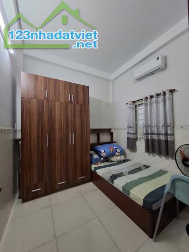 BÁN NHÀ QUANG TRUNG P10 GV - NGAY KHU TRUNG TÂM QUẬN  - GIÁP NGÃ 5 GV - DT56M² - 2 TẦNG - 5