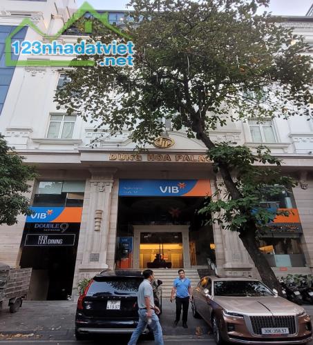 Bán Nhà Mặt Phố Quảng Khánh, Tây Hồ 206m2 x11T, MT:8,5m. Giá Rẻ Nhất.