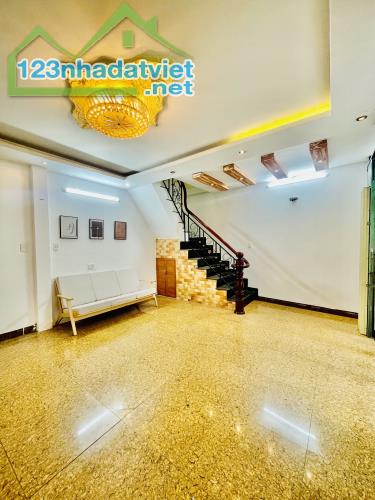 ❌NHà này đáng để mua❌ Biệt Thự Sân Vườn Lê Văn Khương - quận 12  🏘️ NGang hơn 7m nở hậu 8 - 5