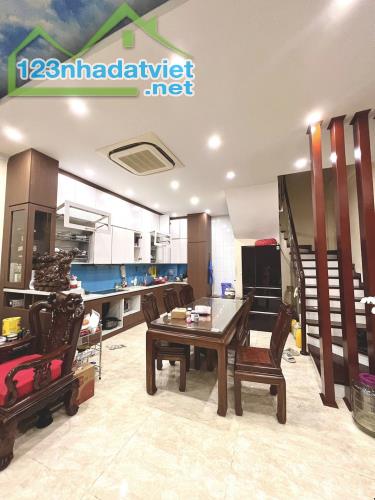 NHÀ YÊN NGHĨA ĐƯỜNG 2 ÔTÔ TRÁNH 2 THOÁNG 4.6TỶ - 1