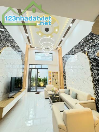 🏡🏡🏡 BÁN NHÀ ĐƯỜNG NGUYỄN VĂN KHỐI. P9 GV ..HẺM 6M .DT 80M...4 X 20 ...GIÁ 12.5 TỶ - 4