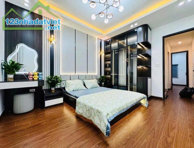 Bán Nhà Phân Lô Hoàng Văn Thái, Thanh Xuân DT 38m2, 2 Thoáng, Gần Ô Tô Tránh, Hơn 6 Tỷ - 4