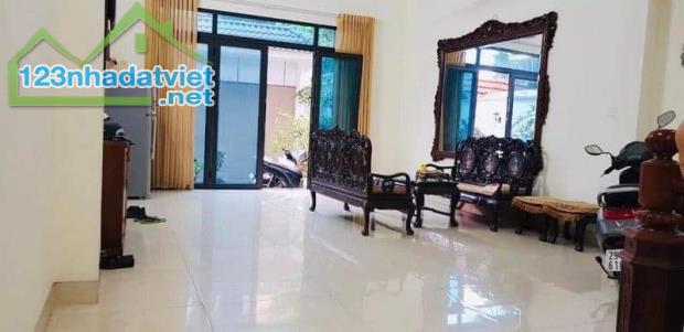 Bán nhà 110m2 ôtô tránh kinh doanh tốt Phố Nghi Tàm - 3