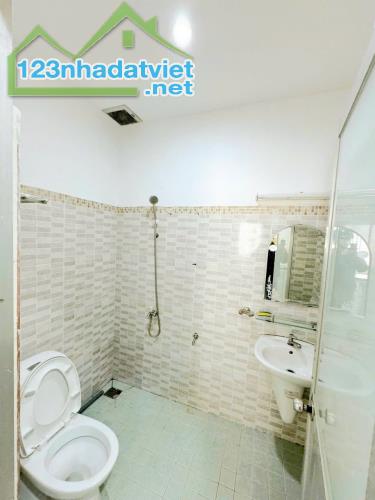 Studio full nội thất 30m2 tại Tân Quy giá chỉ 5tr - 4