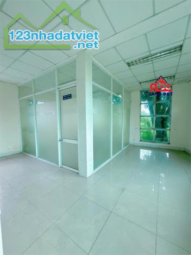 X130 nhà xưởng sản xuất cần chuyển nhượng. hạ tầng hiện đại, kết cấu xưởng kiên cố - 3