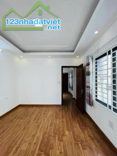 Bán nhà Bùi Xương Trạch, 45m2 x 4 tầng, ô tô qua nhà, LÔ GÓC, giá 10,7 tỷ - 4