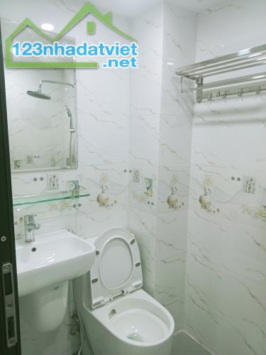 TẬP THỂ T1 NGHĨA ĐÔ 52M2 T1 4 M NHỈNH 5 TỶ - 4