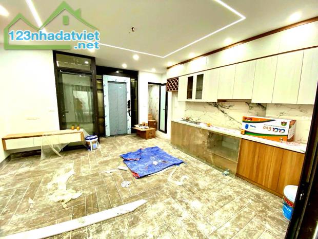 Thái Hà siêu HOT 40m2 6 tầng thang máy, mặt tiền 4.2, chỉ có 10,5 tỷ ô tô đỗ sát nhà. - 4