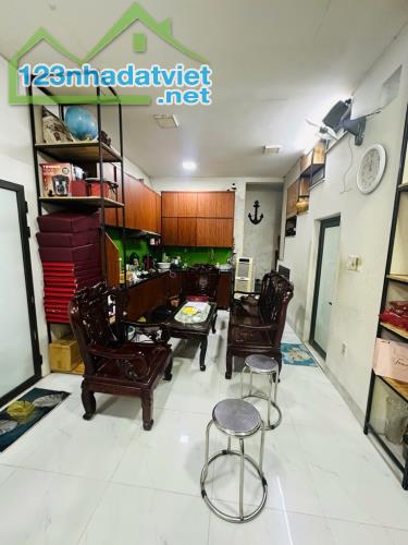 BÁN NHÀ XA LA-2 TẦNG – 6 PHÒNG CHO THUÊ (20 TR/TH) CHỈ 7,98 TỶ - 3