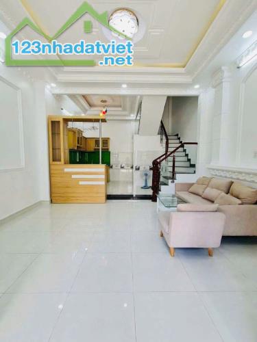 NHÀ HẺM XE HƠI 2177 ĐƯỜNG HUỲNH TẤN PHÁT, THỊ TRẤN NHÀ BÈ - 2