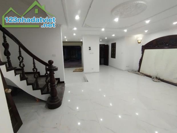 Biệt Thự KĐT Đại Kim HOÀNG MAI 4*120M2 👉 VỈA HÈ Ô TÔ VÀO NHÀ  - VƯỢNG KHÍ Ở SƯỚNG - 1