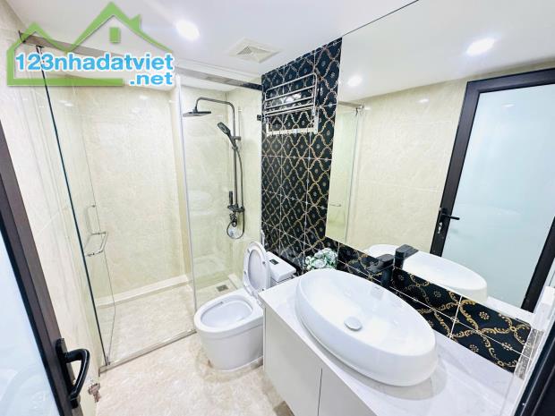 BÁN NHÀ Cầu Giấy, 52mx4T, an sinh tốt, chỉ 9,5 tỷ.
