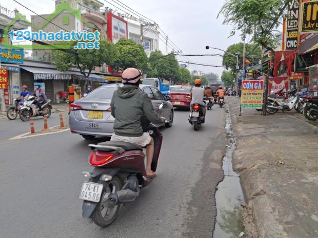 Giảm 100tr Nhà 3 tầng Lê Văn Khương Q12, 87m2, 5x17.3m chỉ 5.x tỷ