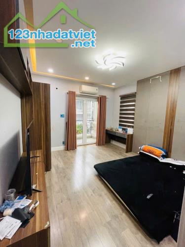 Biệt Thự Sân Vườn 3 tầng -xe tải né nhau- P16 – ngay nhà thiếu Nhi Gò Vấp–6x20m–Giá 12.9Ty - 4