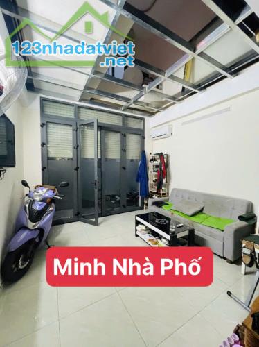 Bán nhà gần HXH Nguyễn Văn Đậu 6PN 7WC Thích hợp làm CHDV Chỉ 7.6 Tỉ