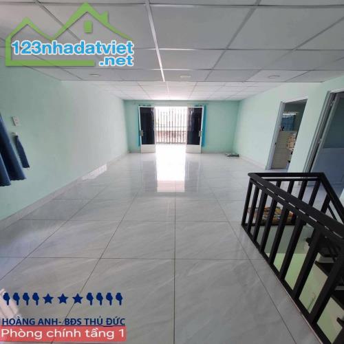 Bán nhà sổ hồng riêg đường Hồ Văn Tư, Quận Thủ Đức _ 2 tầng 2 pn _ Ngang 7 mét _ Chỉ có 5 - 2