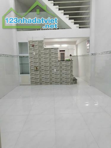 Nhà Mới 3 Tầng - 90m² - 3PN - Trung Tâm Quận 7 - 2