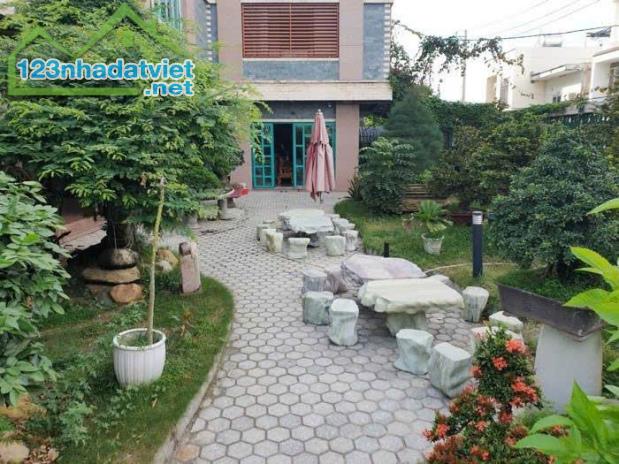HẠ 50 TỶ CÒN 4X TỶ CTL BÁN GẤP NHÀ 3 TẦNG 835M2 GÓC 2MT AN PHÚ ĐÔNG 27 , AN PHÚ ĐÔNG Q12 - 2