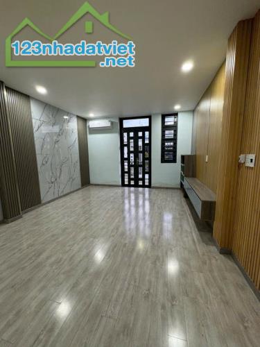 HẺM THÔNG KHU PHÂN LÔ - DÂN TRÍ CAO 50m2 - 4TẦNG - FULL NỘI THẤT - NHỈNH 4 ĐỒNG - 3