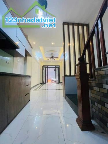 #Bán Nhà -Mặt Phố -Tam Trinh  ,Lô Góc 2 Thoáng 62/65 m²,3 Tầng 7 Tỷ - 1