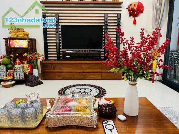 ♥ Mặt Tiền Hải Châu, 88m2, 3 tầng hiện đại, móng 5 tầng, 7.x tỷ