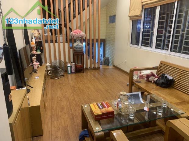 🏡 SIÊU PHẨM NHÀ GIẢNG VÕ- 50M2 -3 TẦNG- LÔ GÓC - 50M RA PHỐ - chỉ 9 TỶ - 1