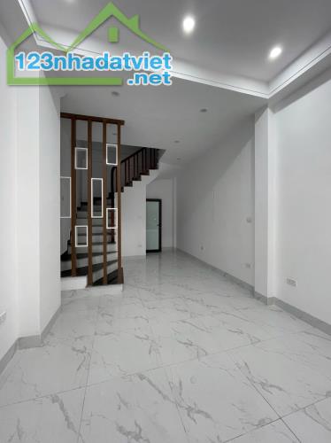 Ô TÔ VÀO NHÀ - KINH DOANH - NHÀ MỚI - FULL NỘI THẤT - TRẦN HÒA - ĐỊNH CÔNG 31M2 6T 8.3 TỶ - 2