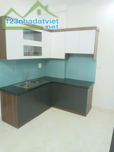 BÁN NHÀ PHỐ MINH KHAI, Ở LUÔN TẶNG FULL NỘI THẤT, Ô TÔ ĐỖ GẦN, 40M2 GIÁ CHỈ 7.X TỶ - 1