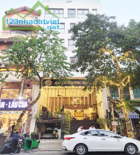 Bán Tòa Văn Phòng Mặt Phố Phạm Huy Thông, Ba Đình DT 295m2, 9T, MT 8.3m. Giá Cực Rẻ