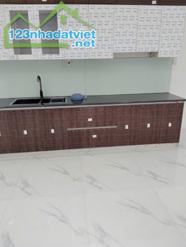 Bán nhà phường Kỳ Bá, dt 70m2, Giá 5 tỷ 2