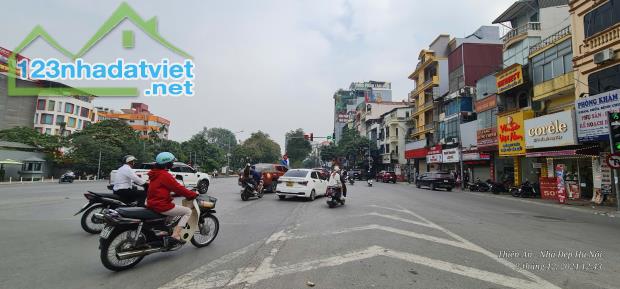 Mặt phố Kim Mã, Ba Đình. Hàng xóm Lotte, Ks Deawoo, KinhDoanh đỉnh. 55m*4t, mt 4.5m, 33 tỷ