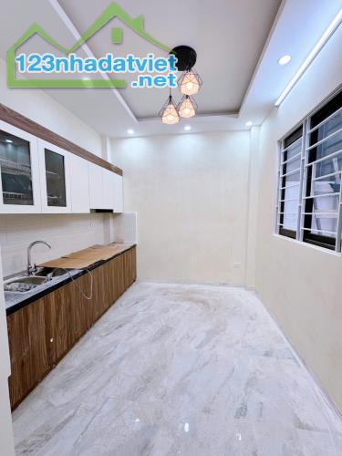 Nhà Phượng Nghĩa 3,5Tầng*37,3m2. Oto đỗ cửa, gần cầu Đại Thành, 5p ra KDT Đô Nghĩa - 3