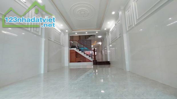 Gấp bán Mặt Tiền Kinh Doanh đường số 3 - Phố đi bộ Lộ Tẻ - 90m2 ( 4.5 x 20 ) 4 Tầng 4PN - 2