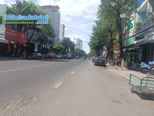 # Đất Kiệt Ô tô sát Mặt Tiền Đống Đa 185m2, ngang 8.5m, Giá đầu Tư - 2