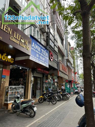 Bán nhà sổ đỏ A4, mặt VIP  Phố Thái Hà, Quận Đống Đa. DT: 48m, 5 tầng. Giá: 30 tỷ - 2