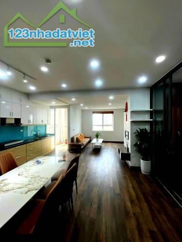 Bán  CH tập thể lô góc H9, 120m2 ( 26,5m2 sổ đỏ), 3 PN, Thanh Xuân Nam, Nguyễn Trãi, 2.98 - 2