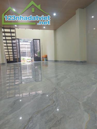 N39- Nhà Bán Phường 13 Phú Nhuận Trường Sa 61m2 -3 Tầng BTCT - Nở hậu 4m2 - 3PN Giá 7 t350 - 1