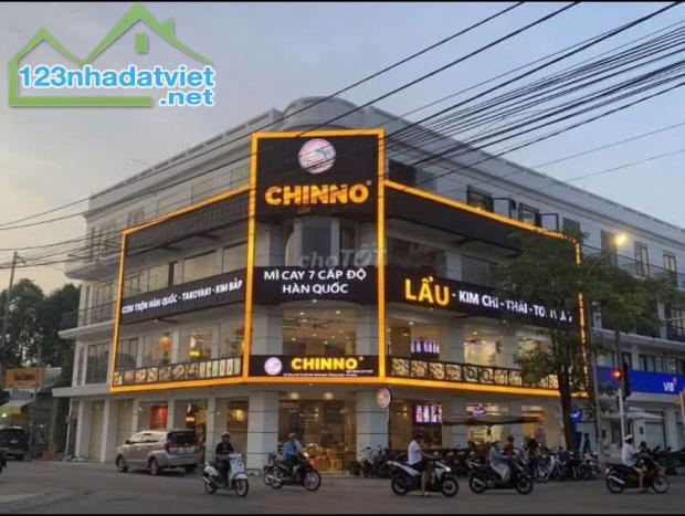 CHO THUÊ TÒA NHÀ 2 MẶT TIỀN ĐƯỜNG LÝ THÁI TỔ LONG XUYÊN