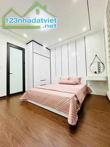 Bán Nhà Phố Vũ Trọng Phụng 23/25m2 x 5 tầng, nhà mới kính koong ful nội thất với 3 phòng - 2