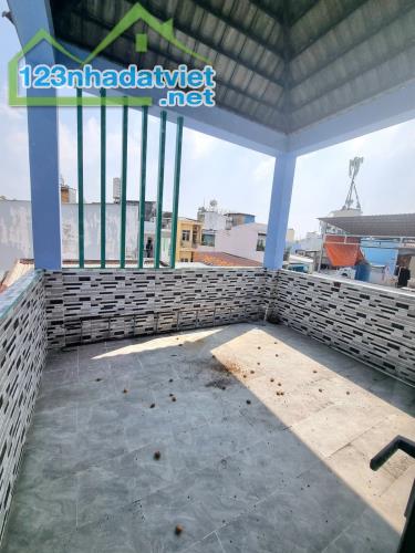 Bán nhà hẻm rộng Trần Xuân Soạn,P.Tân Hưng,Q.7,dt: 4 x 12 nhà xây 2 lầu 5 Tỷ 3. - 3